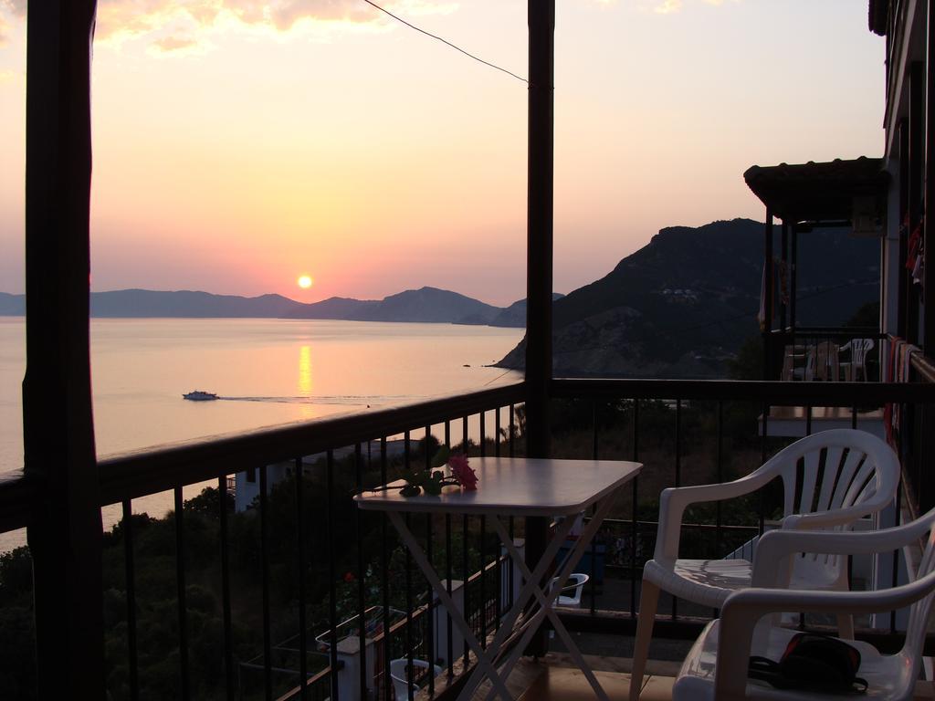 Sea View Studios Skopelos Exterior foto